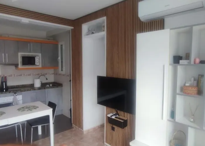 Carlota Carihuela Appartement *